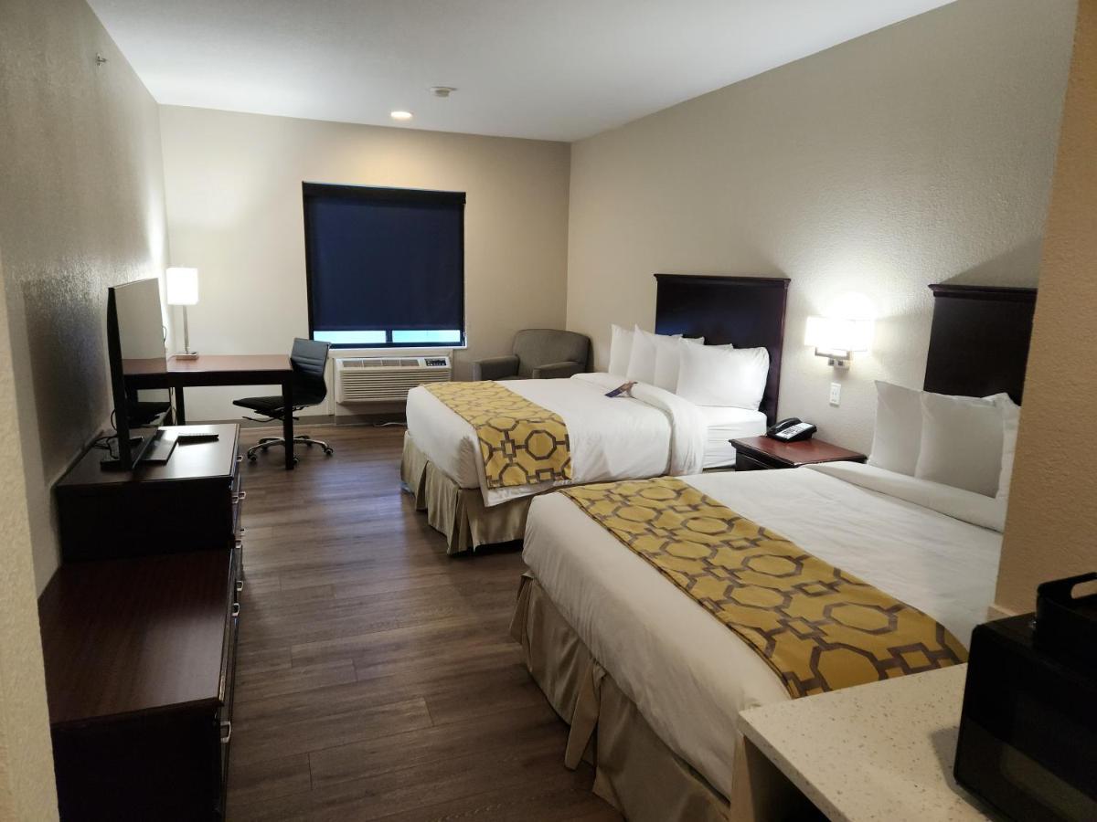 Baymont By Wyndham Houston Brookhollow Экстерьер фото