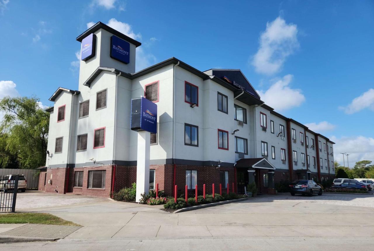 Baymont By Wyndham Houston Brookhollow Экстерьер фото