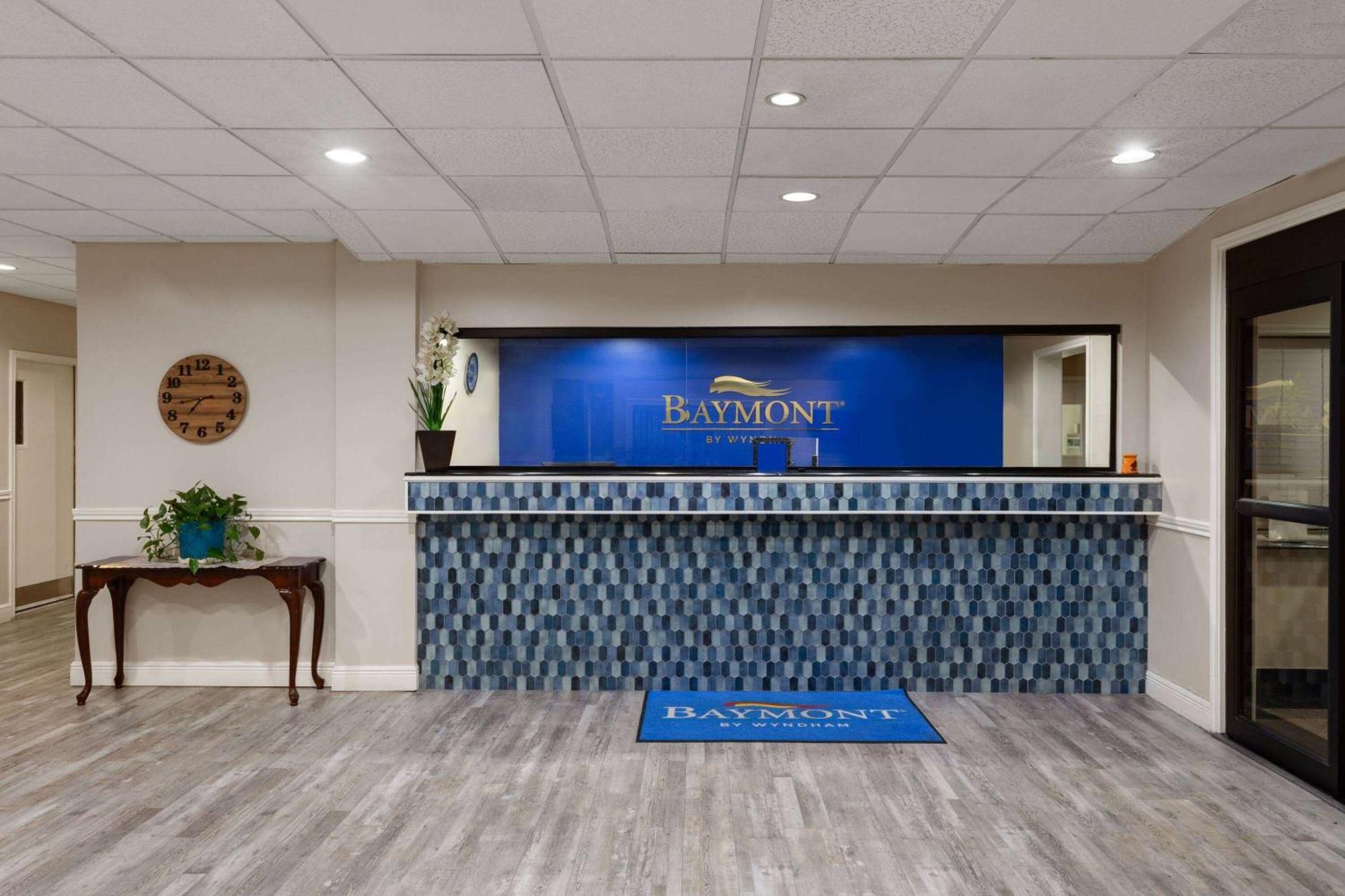 Baymont By Wyndham Houston Brookhollow Экстерьер фото
